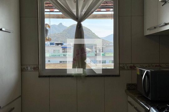 Cozinha de apartamento à venda com 3 quartos, 190m² em Recreio dos Bandeirantes, Rio de Janeiro