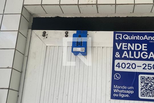 Plaquinha de kitnet/studio para alugar com 1 quarto, 40m² em Recreio dos Bandeirantes, Rio de Janeiro