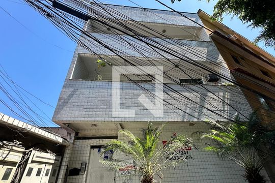 Fachada de kitnet/studio para alugar com 1 quarto, 40m² em Recreio dos Bandeirantes, Rio de Janeiro