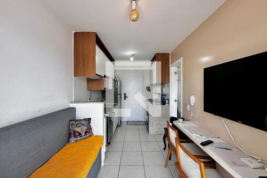 Apartamento à venda com 1 quarto, 32m² em Vila das Belezas, São Paulo