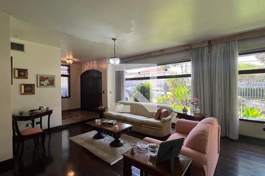 Sala de casa à venda com 4 quartos, 485m² em Alto de Pinheiros, São Paulo
