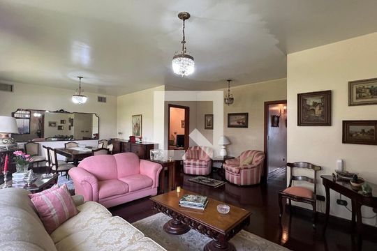 Casa para alugar com 4 quartos, 485m² em Alto de Pinheiros, São Paulo