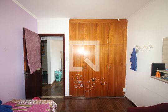 Quarto 2 de casa à venda com 3 quartos, 186m² em Parque Peruche, São Paulo