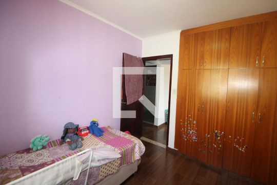 Quarto 2 de casa à venda com 3 quartos, 186m² em Parque Peruche, São Paulo