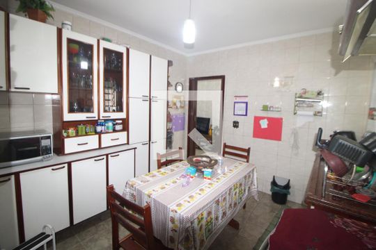 Cozinha de casa à venda com 3 quartos, 186m² em Parque Peruche, São Paulo