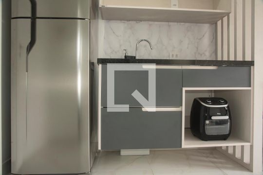 Cozinha de kitnet/studio à venda com 1 quarto, 26m² em Mirandópolis, São Paulo
