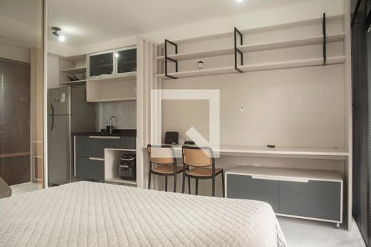 Studio de kitnet/studio à venda com 1 quarto, 26m² em Mirandópolis, São Paulo