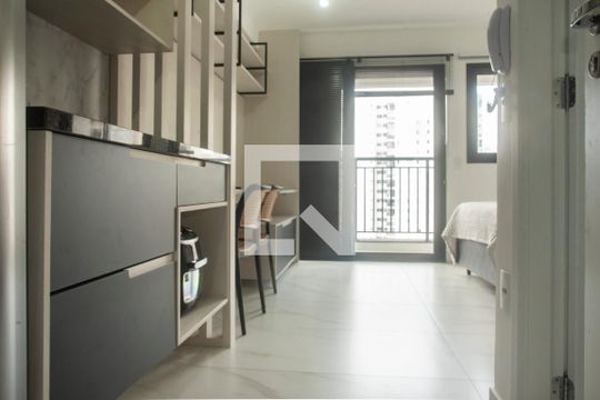 Kitnet/Studio à venda com 1 quarto, 26m² em Mirandópolis, São Paulo