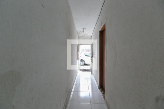 Entrada de casa para alugar com 1 quarto, 40m² em Parque Savoy City, São Paulo