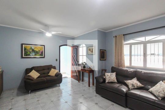 Sala de casa à venda com 4 quartos, 206m² em Vila Cleonice, São Paulo