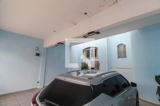 Garagem de casa à venda com 4 quartos, 206m² em Vila Cleonice, São Paulo