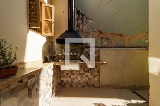 Área externa de casa para alugar com 3 quartos, 200m² em Tremembé, São Paulo