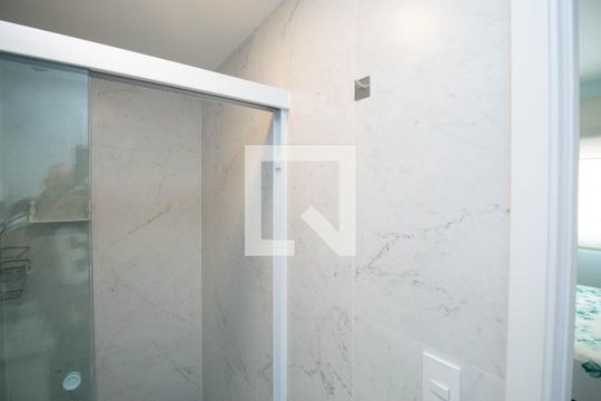 Banheiro da Suíte 1 de apartamento para alugar com 1 quarto, 63m² em Tucuruvi, São Paulo