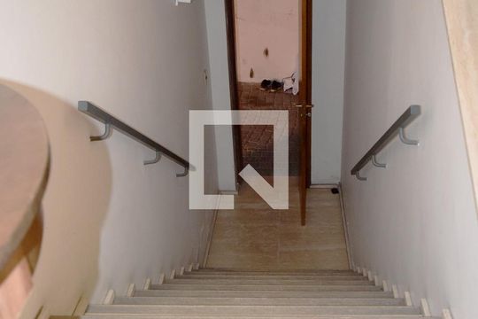 Acesso a garagem de casa à venda com 4 quartos, 535m² em Vila Ida, São Paulo