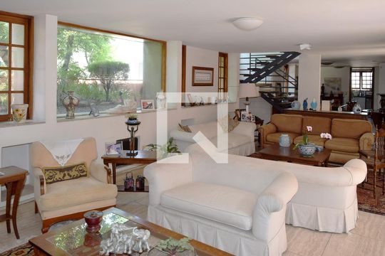 Sala de estar de casa à venda com 4 quartos, 535m² em Vila Ida, São Paulo