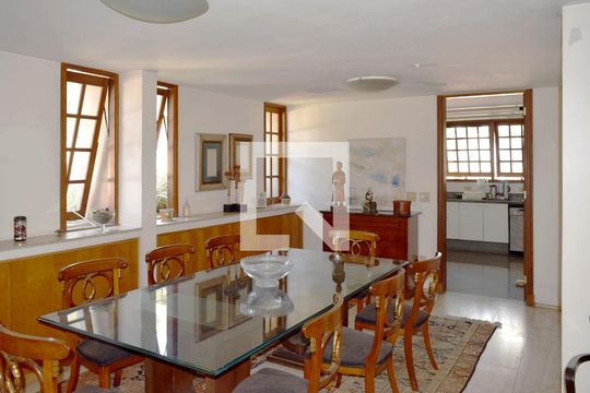 Sala de jantar de casa à venda com 4 quartos, 535m² em Vila Ida, São Paulo