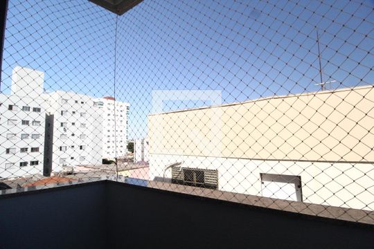 Sacada de apartamento para alugar com 3 quartos, 1125m² em Saraiva, Uberlândia