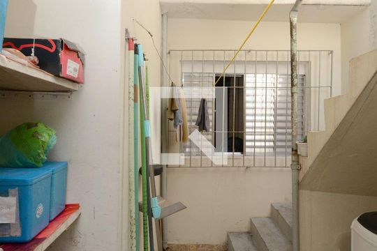 Área de Serviço de casa para alugar com 4 quartos, 170m² em Recanto dos Sonhos, São Paulo