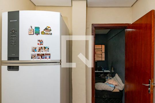 Sala/Cozinha de casa à venda com 2 quartos, 178m² em Salgado Filho, Belo Horizonte