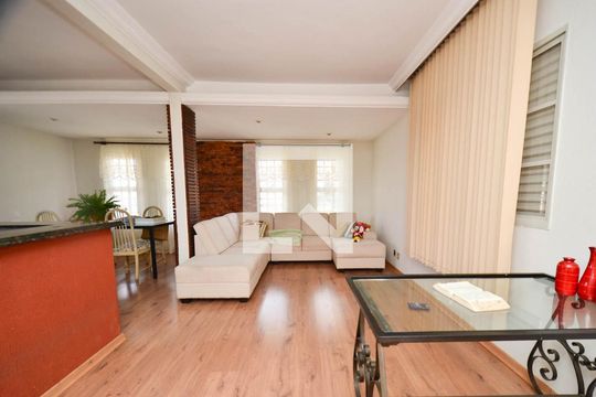 Sala casa2 de casa à venda com 4 quartos, 300m² em Pompéia, Belo Horizonte