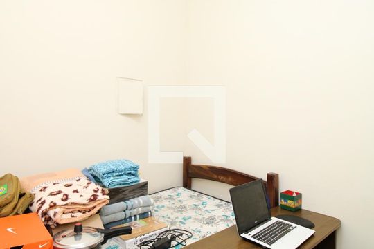 Escritório de casa à venda com 4 quartos, 190m² em Vila Nivi, São Paulo