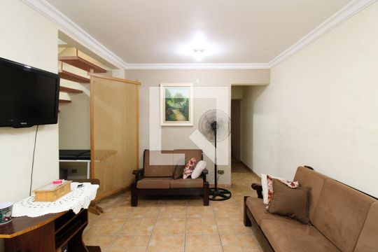 Sala de casa à venda com 4 quartos, 190m² em Vila Nivi, São Paulo