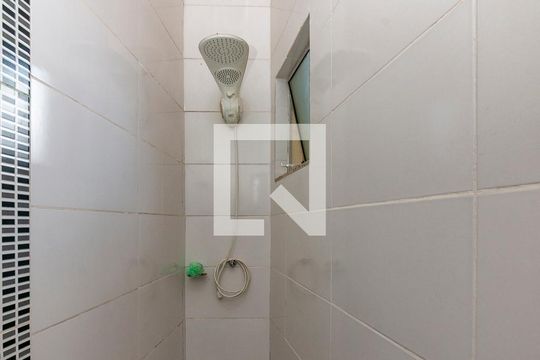 Banheiro Social 2 de casa à venda com 4 quartos, 420m² em Nova Gameleira, Belo Horizonte