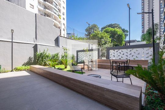 Área comum de apartamento para alugar com 1 quarto, 27m² em Pinheiros, São Paulo