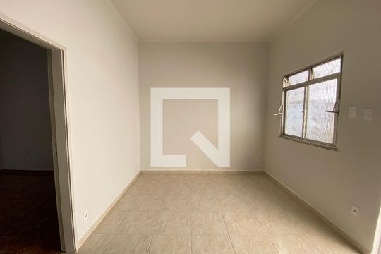 Sala de casa à venda com 1 quarto, 50m² em Piedade, Rio de Janeiro