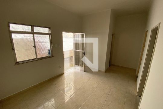 Sala de casa à venda com 1 quarto, 50m² em Piedade, Rio de Janeiro