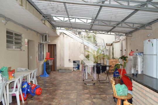Área comum de casa à venda com 4 quartos, 350m² em Ipiranga, São Paulo