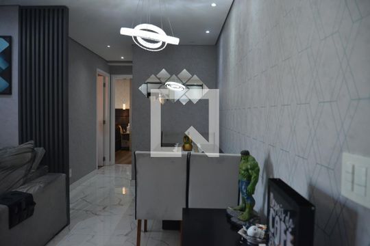 Sala de apartamento à venda com 2 quartos, 63m² em Silveira, Santo André