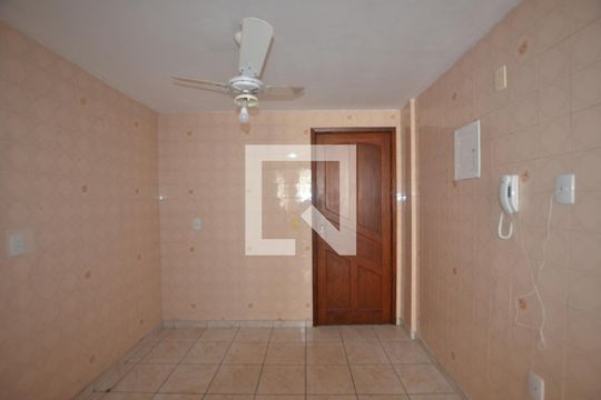 Cozinha de apartamento para alugar com 2 quartos, 65m² em Osvaldo Cruz, Rio de Janeiro