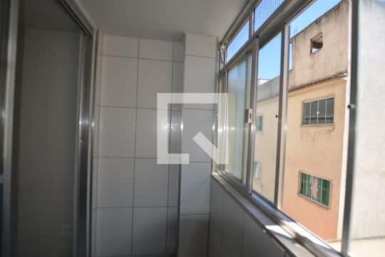 Varanada da Sala de apartamento para alugar com 2 quartos, 65m² em Osvaldo Cruz, Rio de Janeiro