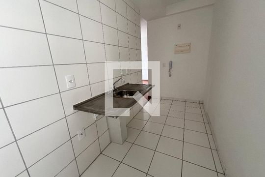 Cozinha de apartamento para alugar com 2 quartos, 45m² em Jacarepaguá, Rio de Janeiro