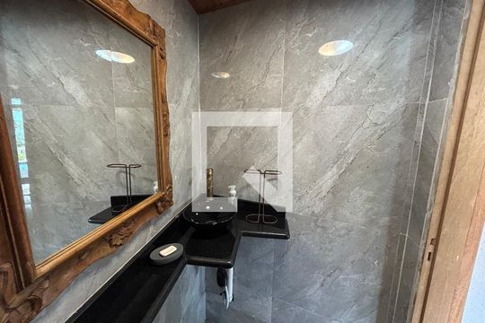 Lavabo de casa à venda com 2 quartos, 170m² em Méier, Rio de Janeiro