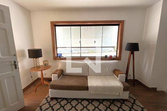 Sala de casa à venda com 2 quartos, 170m² em Méier, Rio de Janeiro