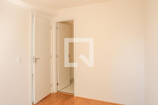 Suíte de apartamento para alugar com 1 quarto, 27m² em Parque Industrial Tomas Edson, São Paulo