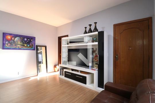 Sala de casa à venda com 2 quartos, 117m² em Vila Ipojuca, São Paulo