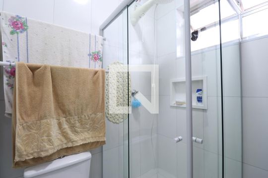 Banheiro da Suíte de casa à venda com 2 quartos, 117m² em Vila Ipojuca, São Paulo