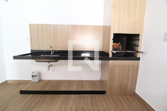 Varanda de casa de condomínio para alugar com 3 quartos, 90m² em Aclimação, Uberlândia