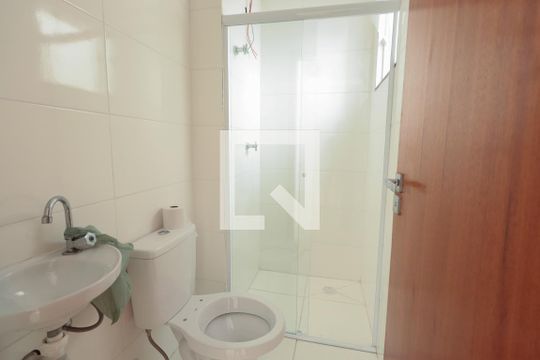 Banheiro de apartamento para alugar com 1 quarto, 30m² em Chácara Califórnia, São Paulo
