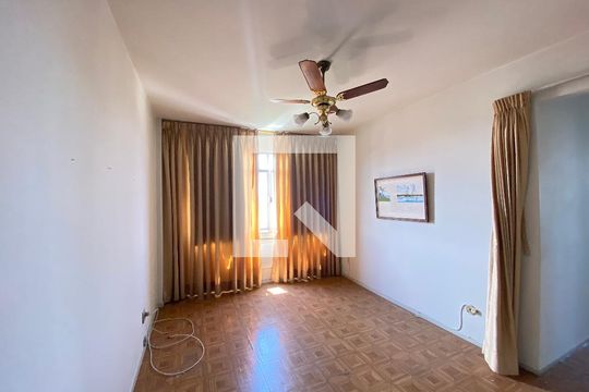 Sala de apartamento à venda com 2 quartos, 54m² em Lins de Vasconcelos, Rio de Janeiro