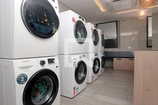Área Comum - Lavanderia de kitnet/studio para alugar com 1 quarto, 35m² em Mont’serrat, Porto Alegre
