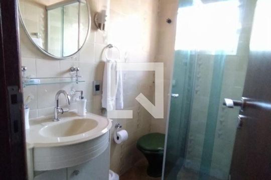 Casa à venda com 3 quartos, 224m² em Vila Gomes Cardim, São Paulo