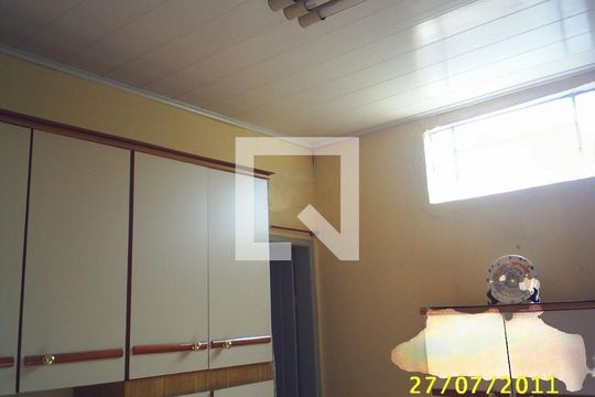 Casa à venda com 3 quartos, 80m² em Vila Carrão, São Paulo