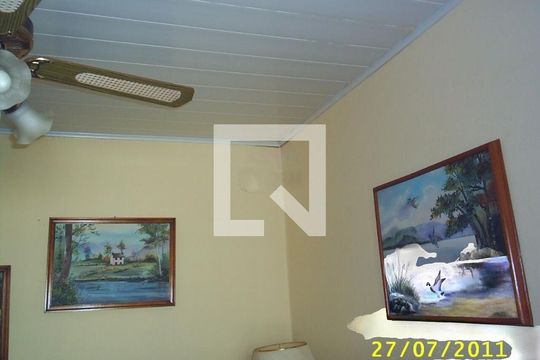 Casa à venda com 3 quartos, 80m² em Vila Carrão, São Paulo