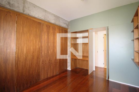 Quarto 1 de apartamento para alugar com 3 quartos, 110m² em Vila Olímpia, São Paulo