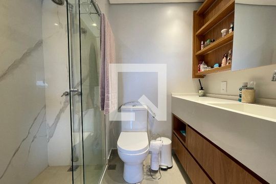 Banheiro Social de apartamento à venda com 2 quartos, 46m² em Butantã, São Paulo