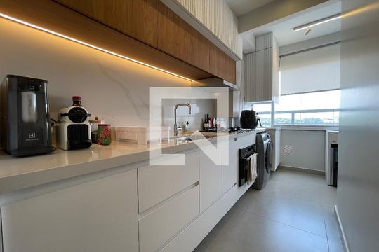 Cozinha de apartamento à venda com 2 quartos, 46m² em Butantã, São Paulo